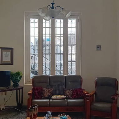 Espectacular casa independiente a la venta en El Vedado totalmente remosada!!! - Img 113157575