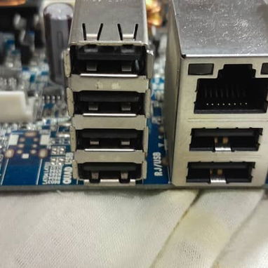 Kit de Estacion de trabajo HP Z400 Workstation LGA 1366 Motherboard, con 8 gb de Ram y CPU Xeon W3565 - 2/3