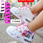 Tenis de niña de GUERRERAS KPOP corte bajo💖💫 Alumbran ✨ - Img 55246977