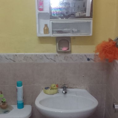 Se vende casa situada en el Reparto Martí  Municipio Cerro - 5/8