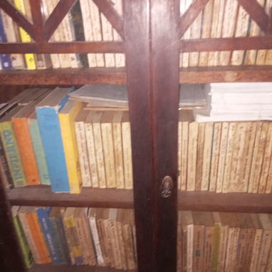 Libros a buen precio y algunos discos sencillos de vinilo - 2/2