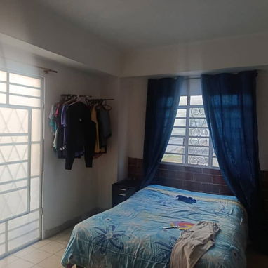 Venta Apto 1er piso alto en el Vedado, Plaza - 7/9