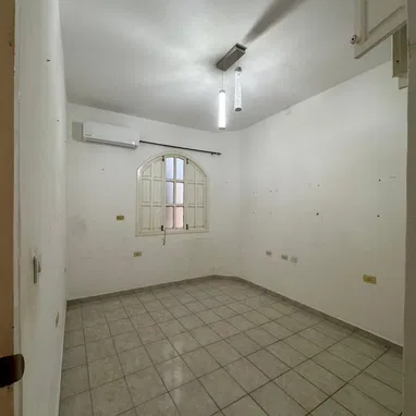 Vendo casa en el vedado no se va la luz - 5/10