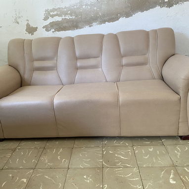 Se tapizan y reparan todo tipos de muebles tapizados a domicilio - Img 125280464