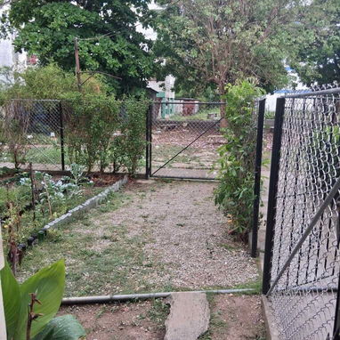 🏠Apto en venta en planta baja,de un Edificio de 20 aptos [ Son 5 pisos bajitos ] en el Cerro [Casino Deportivo] - Img 124252881