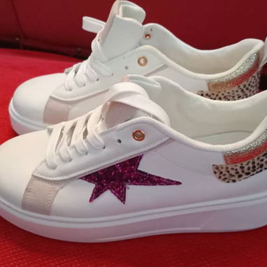 Variedad de zapatos de mujer - Img 121321444