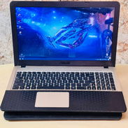 Laptop Asus Equipo confiable con rendimiento ideal para algunos juegos y trabajos de programación informática. - Img 57153097
