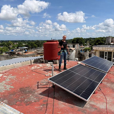 🔋 ¡SOLARYAREVO: TU ENERGÍA, SIEMPRE CONTIGO! 🔋☀️ ⚡ ¡KIT SOLAR INICIAL DESDE $6,000 USD! ⚡ 🏡 ¿Cansado de los apagones? - 3/5