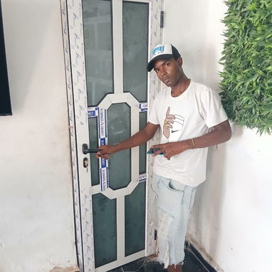 Todo en aluminio con cristal 🪟 - 2/10