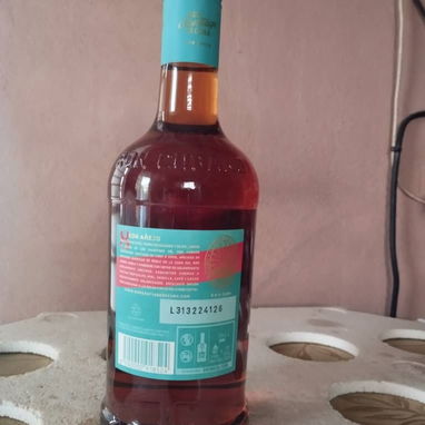 Ron Santiago añejo 8 años y vino tinto frontera - 3/3