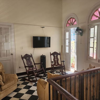 ¡SE VENDE CASA EN CENTRO HABANA! - 2/5