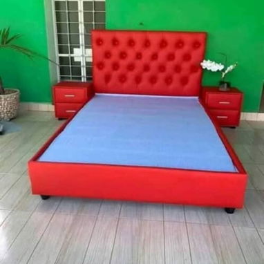 Camas capitoneada a su gusto disponible en todos los colores contacto directamente con el productor - Img 123555075