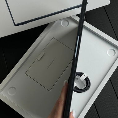 El MacBook Air de 13 pulgadas (M4, 2025) es un portátil ultraportátil. - Img 123473804