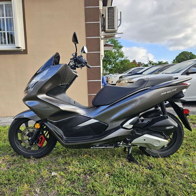 Honda PCX 150 cc 2019 impecable, con chapa y circulación - 2/10