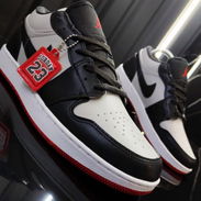 Nike jordan, disponibles ya talla de hombre, 1ra mano😁 - Img 57258031