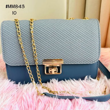 Hermosos Bolsos. Precios en cada foto. Tienda física en la La Vibora. Mensajería disponible. Varios tipos de pago - 10/10