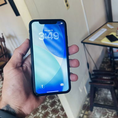 iPhone 11 - 4/4