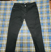 Vendo pantalones negros elastizados - Img 45957859