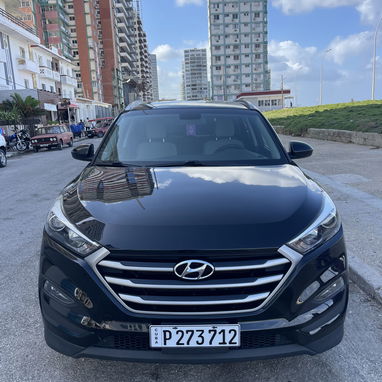 Vendo Hyundai Tucson 2018 con 38000millas - Img 114823369