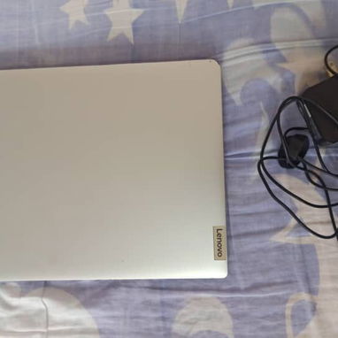 🔥REBAJA🔥 LAPTOP LENOVO i3 12ma PANTALLA TACTIL DE 15.6 PULGADAS + 8GB RAM + 240GB M2 SAMSUNG EN 300 USD O AL CAMBIO - Img 121739037