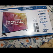 Vendo!!!. Smart TV Royal 32 pulgadas cajita incluida prácticamente nuevo - Img 58028108