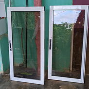 Vendo cada paño de ventana los cristales son los que están en Perfecto estado - Img 53591968