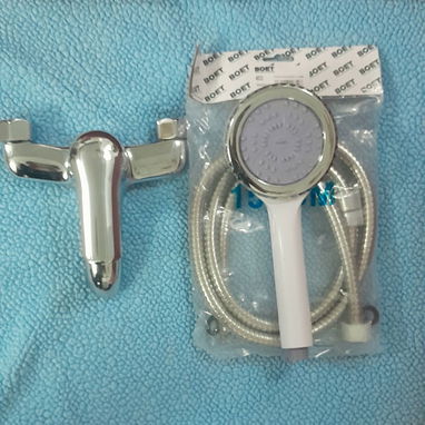Llave mezcladora para tina con su ducha - Img 125378790