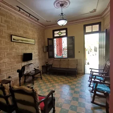 Se vende casa de 3 habitaciones en el vedado - Img 124066338