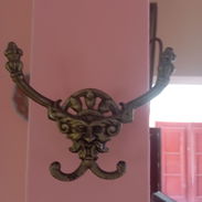 Vendo colgante antiguo de bronce de pared. - Img 56140234
