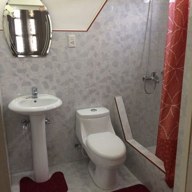 🏡 Renta lineal en El Vedado – Casa con entrada independiente - Img 121543044