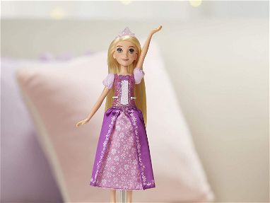 Linda Disney Princesa Rapunzel Canción brillante, Muñeca Rapunzel canta “Cuando empezare a vivir“, Sellada en caja - Img 34718000