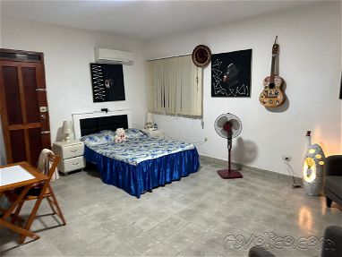 Propiedad horizontal primer piso, garaje,3 cuartos y 2 baños en Miramar. - Img 63341573