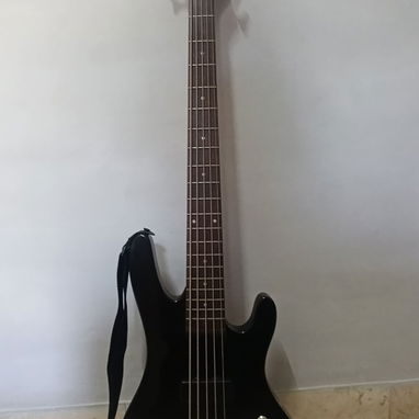 Bajo Washburn 5 cuerdas - Img 125505740