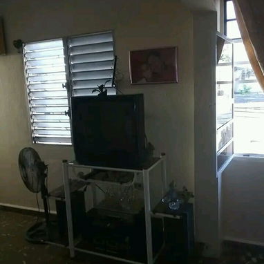 Se vende apartamento primer piso dos cuartos con balcón a la calle en Santiago de las Vegas - 2/6