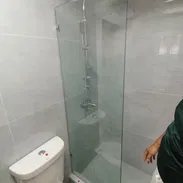 Paños fijos de cristal templado para baño - Img 53891969