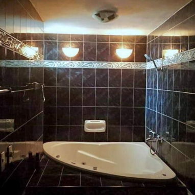 Se vende apartamento con JACUZZI - Img 119042014