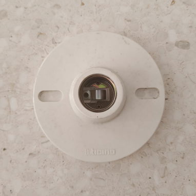 En Venta Llave Mezcladora, Manguera de Lavadora, Rejillas, Picaporte, Tapa de tanque de Gasolina, y más.. 53161676 - Img 124425214