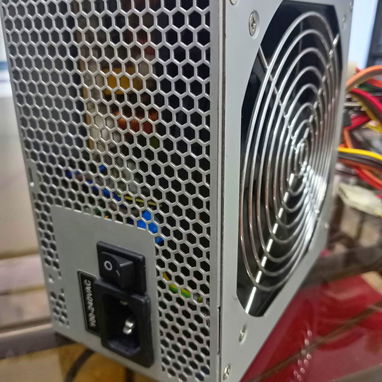 Fuente Seasonic 350w certificada 80plus bronze - 3/3