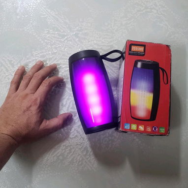 Bocinas bluetooth con lámpara OFERTA! $10 - Img 107821396