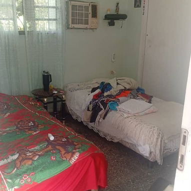 🏡🚨 📢 SE VENDE CASA TOTALMENTE INDEPENDIENTE EN LAWTON, MUNICIPIO 10/10 - 5/10
