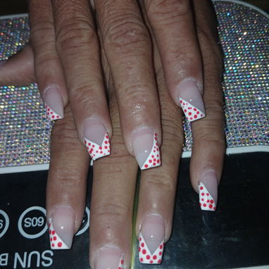 Servicio de manicura y pedicura - 5/9