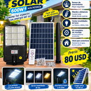 Lámpara solar 🔥 600 w Mando a distancia Panel solar  ☀️ Duración :8-9 horas 👀 💰Precio :8️⃣0️⃣usd Sensor de movimiento - Img 58400560