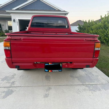1988 Toyota 2-Cabin - 3/6