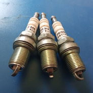Se venden tres bujías nuevas. - Img 57845052