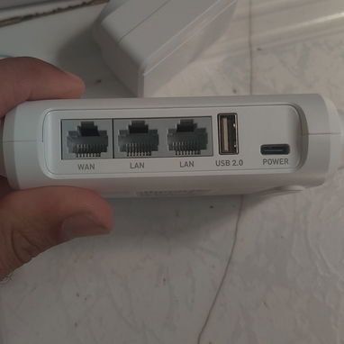Cable de red y Router wifi extensor - 4/5