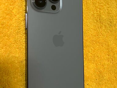 iPhone 13pro para venta o cambio por iPhone menor y vuelto - Img 64221894