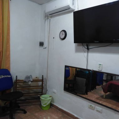 🏠 CASA DE RENTA LINEAL EN CENTRO HABANA 🇨🇺 - ZONA PRIORITARIA ⚡ - Img 124153148