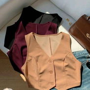 Blusas estilo chalequitos - Img 53004947