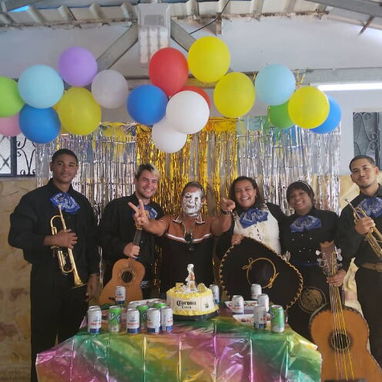 Mariachis en La Habana Cuba Real de Colima - 2/7