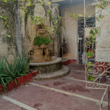 SE VENDE CASA INDEPENDIENTE EN PLAZA, - 2/6